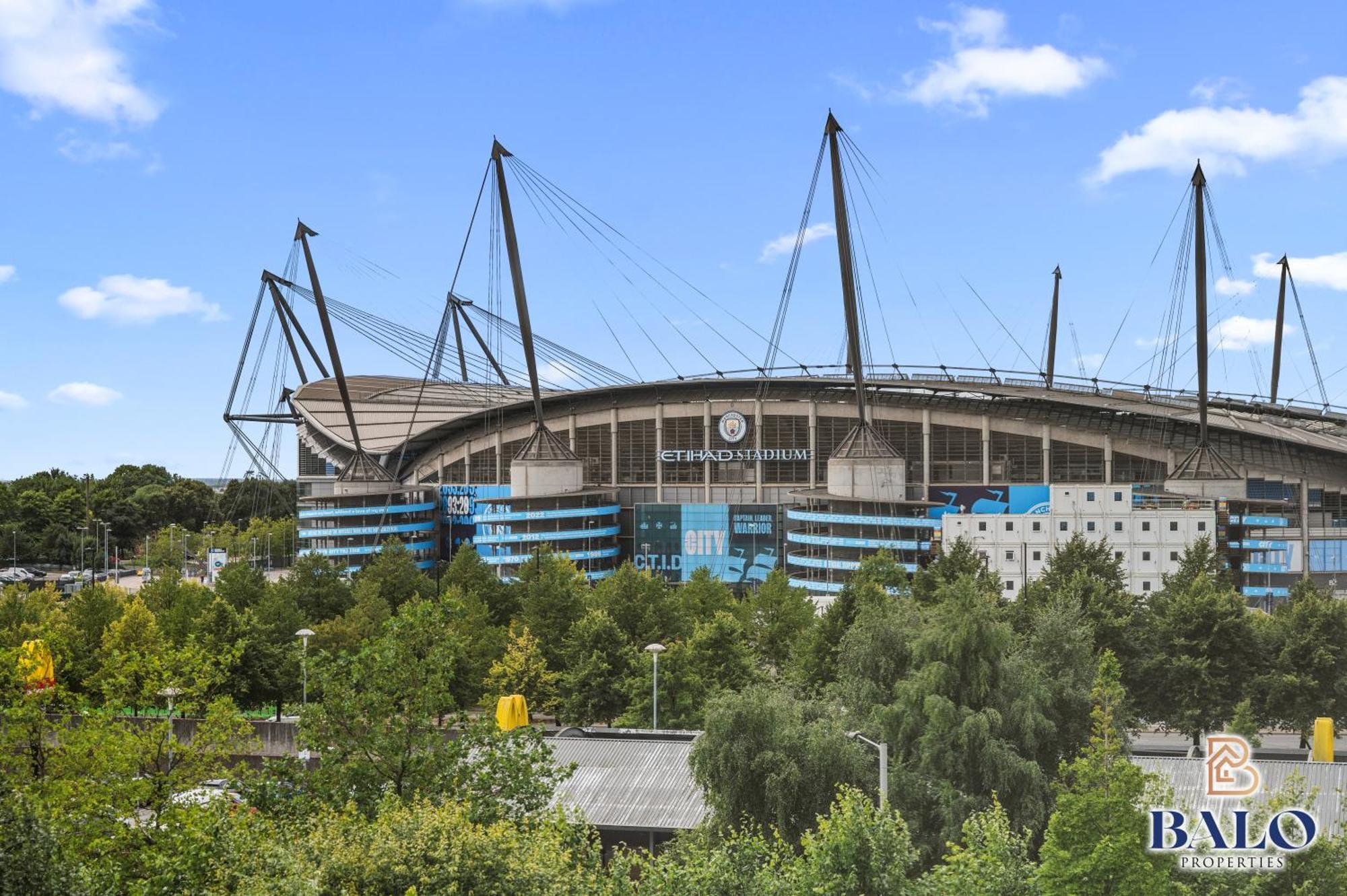 Modern Spacious 2Bedroom Apartment Great! Location By Etihad Mancity Stadium& Coop Live Arena แมนเชสเตอร์ ภายนอก รูปภาพ